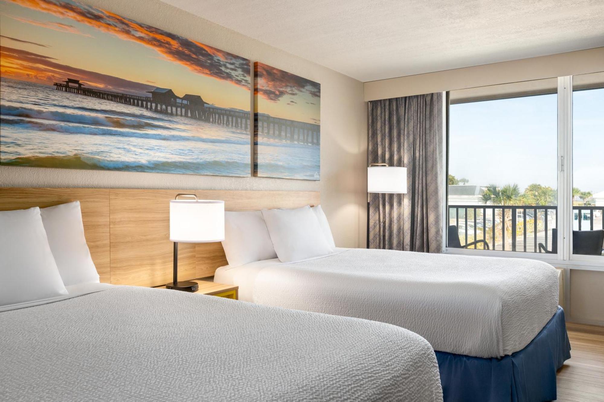 Days Inn By Wyndham Cocoa Beach Port Canaveral Dış mekan fotoğraf