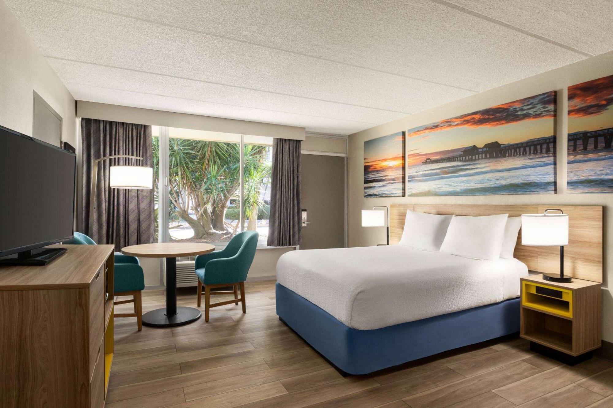 Days Inn By Wyndham Cocoa Beach Port Canaveral Dış mekan fotoğraf